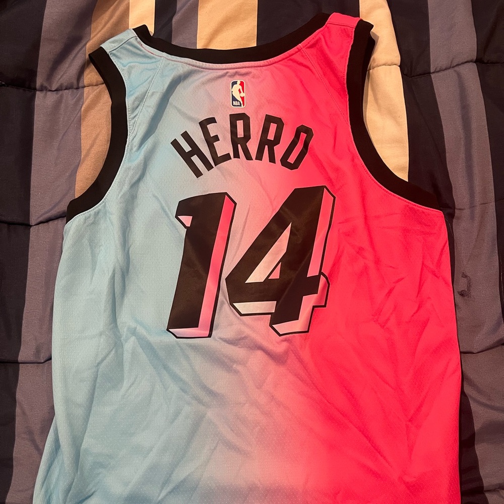 XL Tyler Herro Miami Vice Jersey